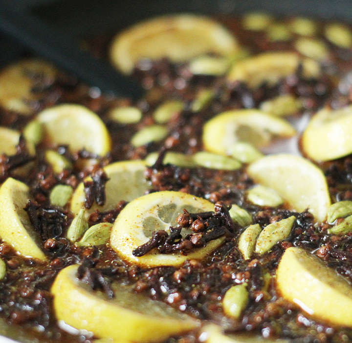 ツチヤコーラの活動写真